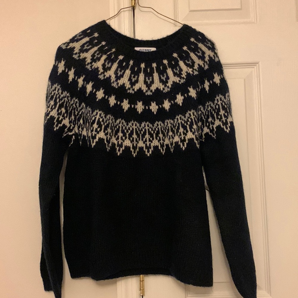 Old Navy sweater